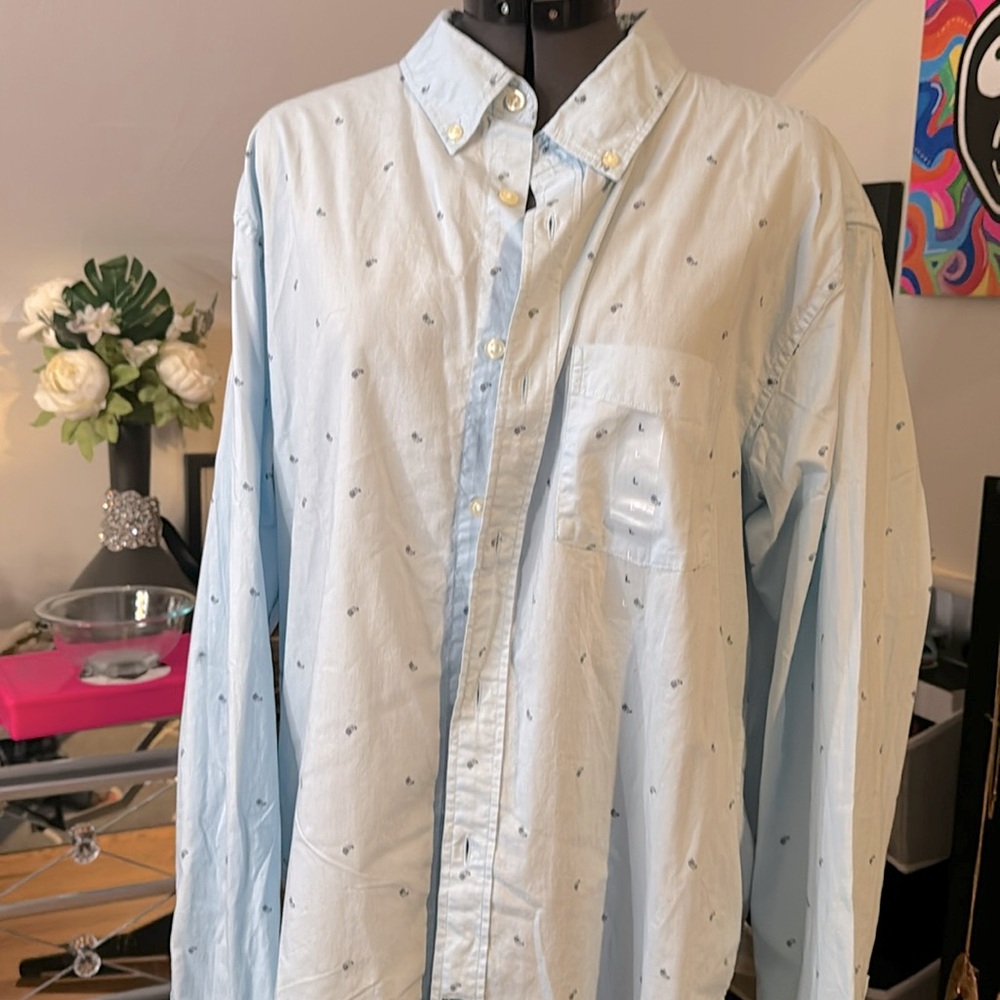 NWT Gap ‘untucked’ collection Men’s L collared button down